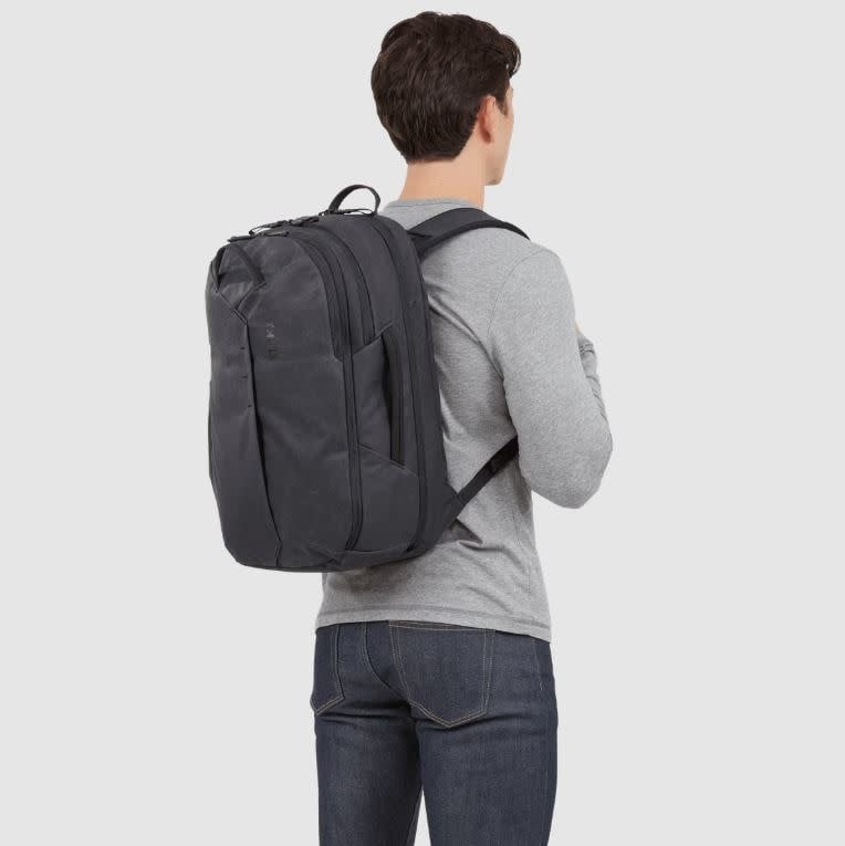 Aion Travel Backpack 28L - Nutria