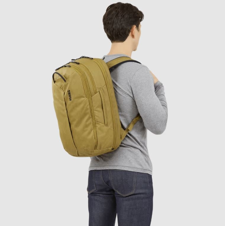 Aion Travel Backpack 28L - Nutria