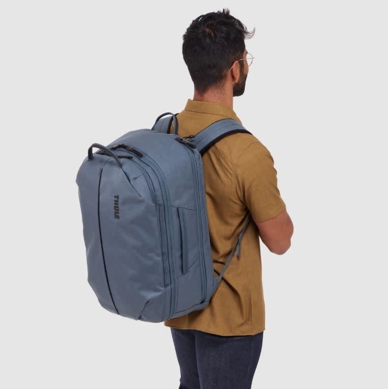 Aion Travel Backpack 40L - Nutria