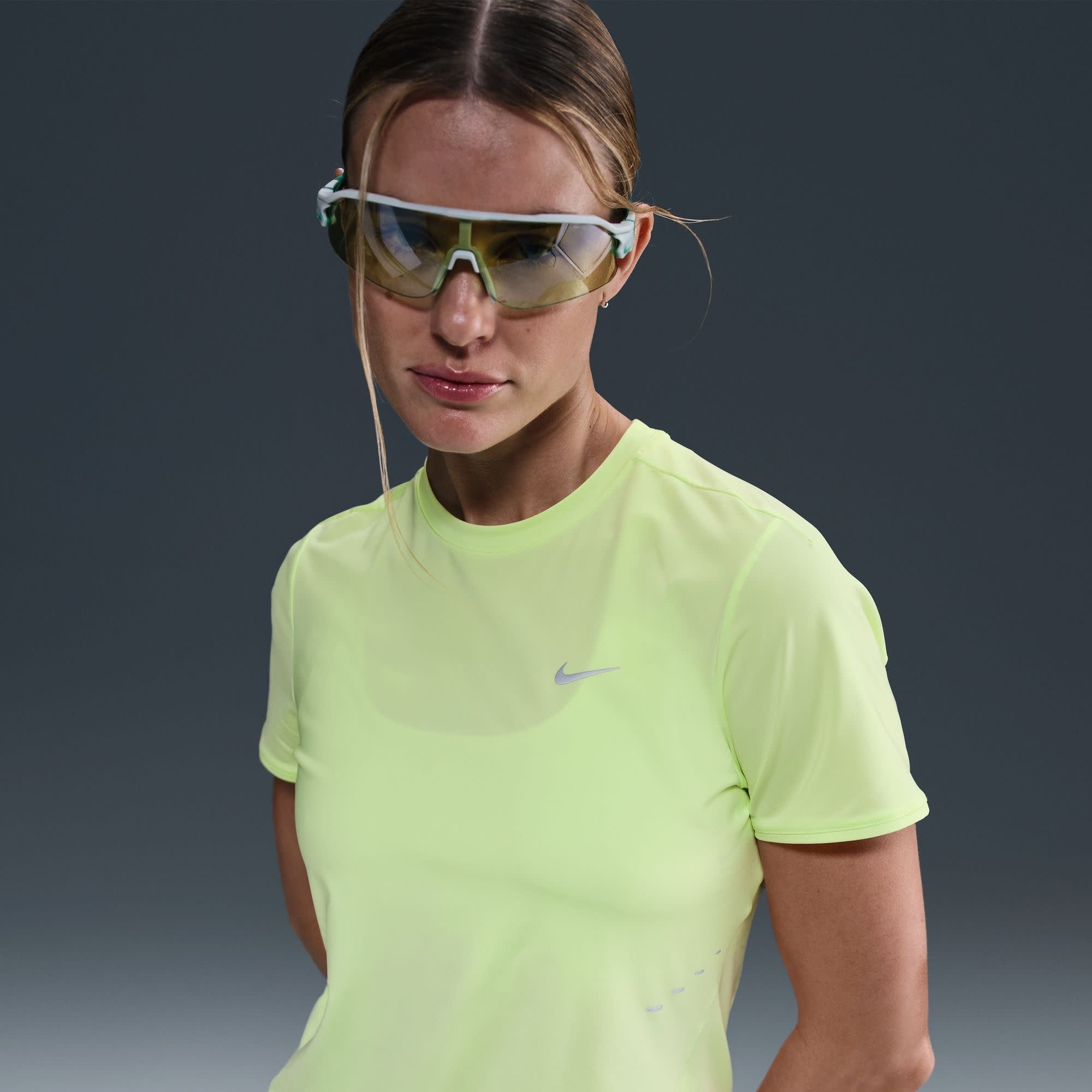 Women's Swift Dri-FIT Short-Sleeve Running Top