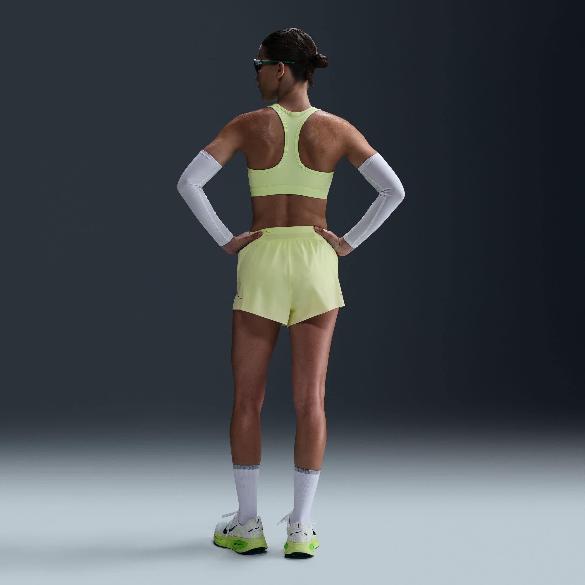 Women's Swift Dri-FIT Mid-Rise 2.5" Shorts