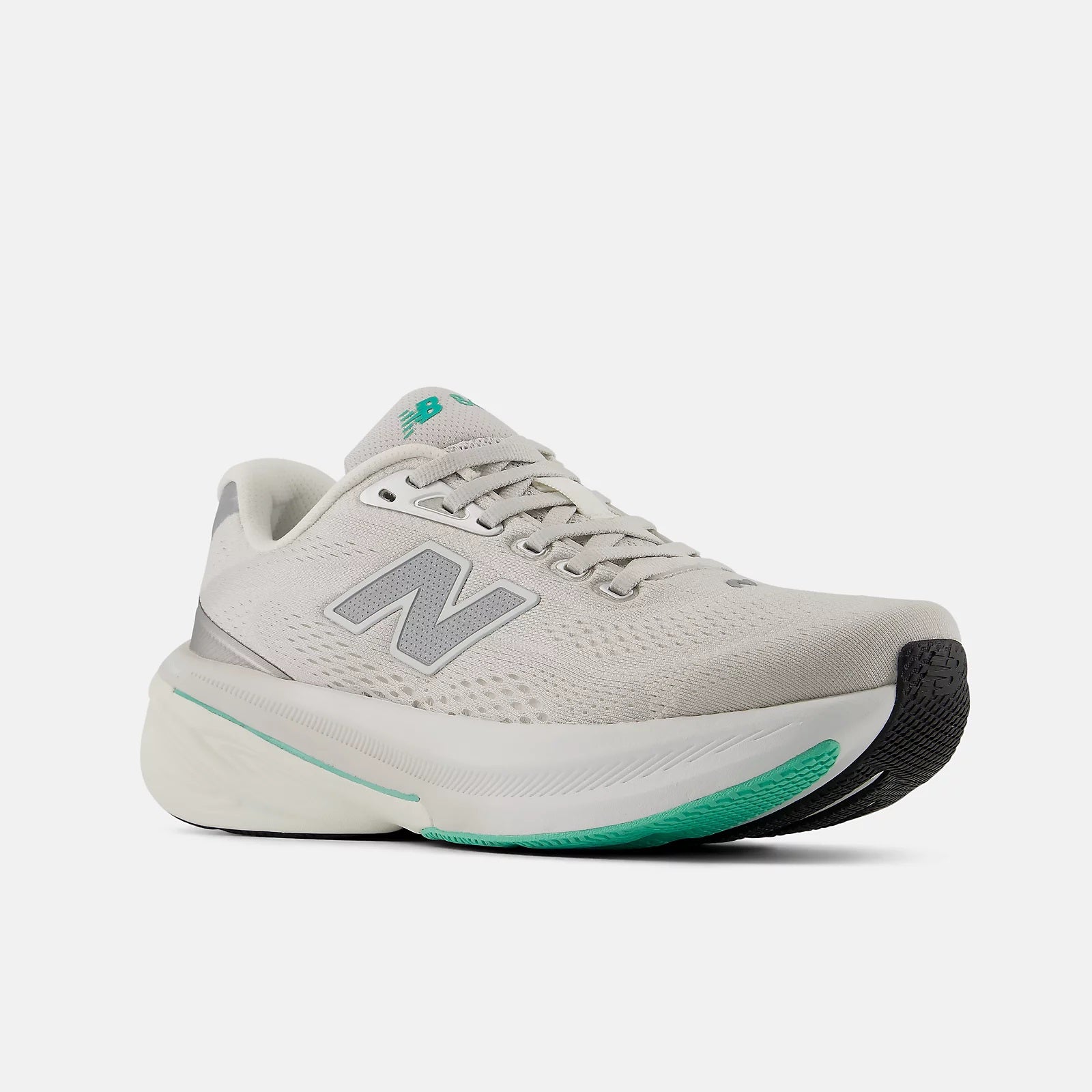 Women's 860v15