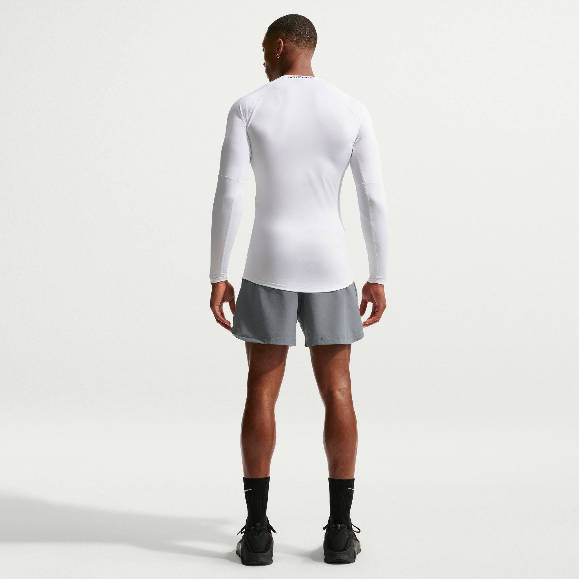Men's Pro Dri-FIT Tight Long-Sleeve Fitness Top