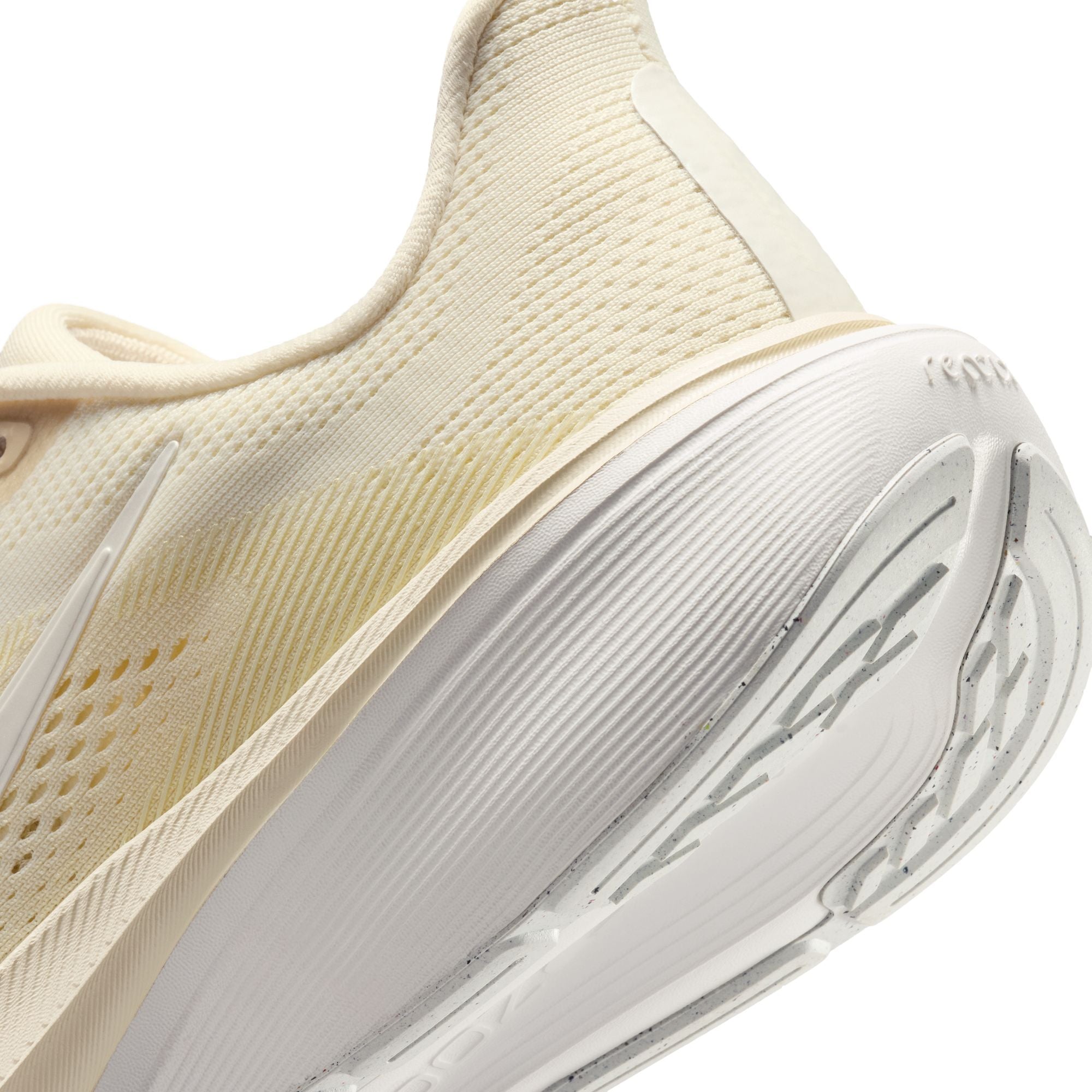 Women's Pegasus 42