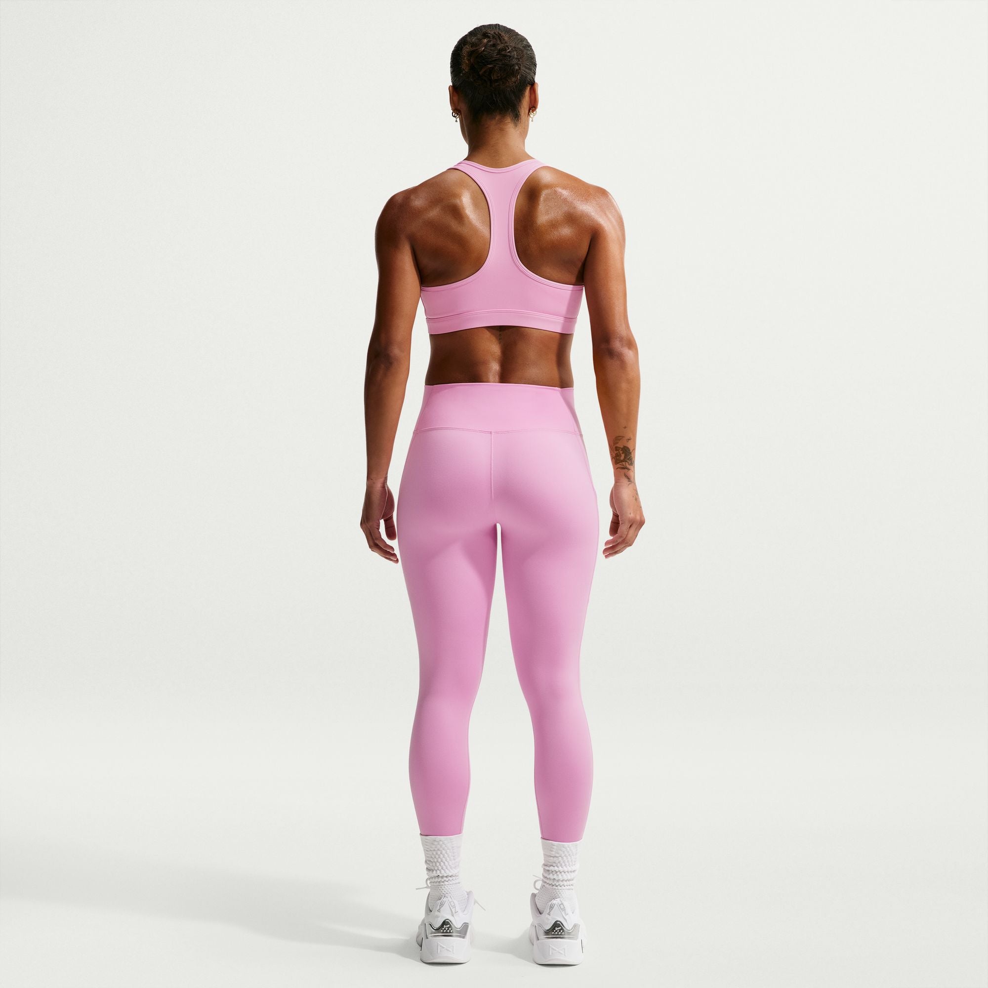 Women's Swoosh Medium-Support Non-Padded Sports Bra