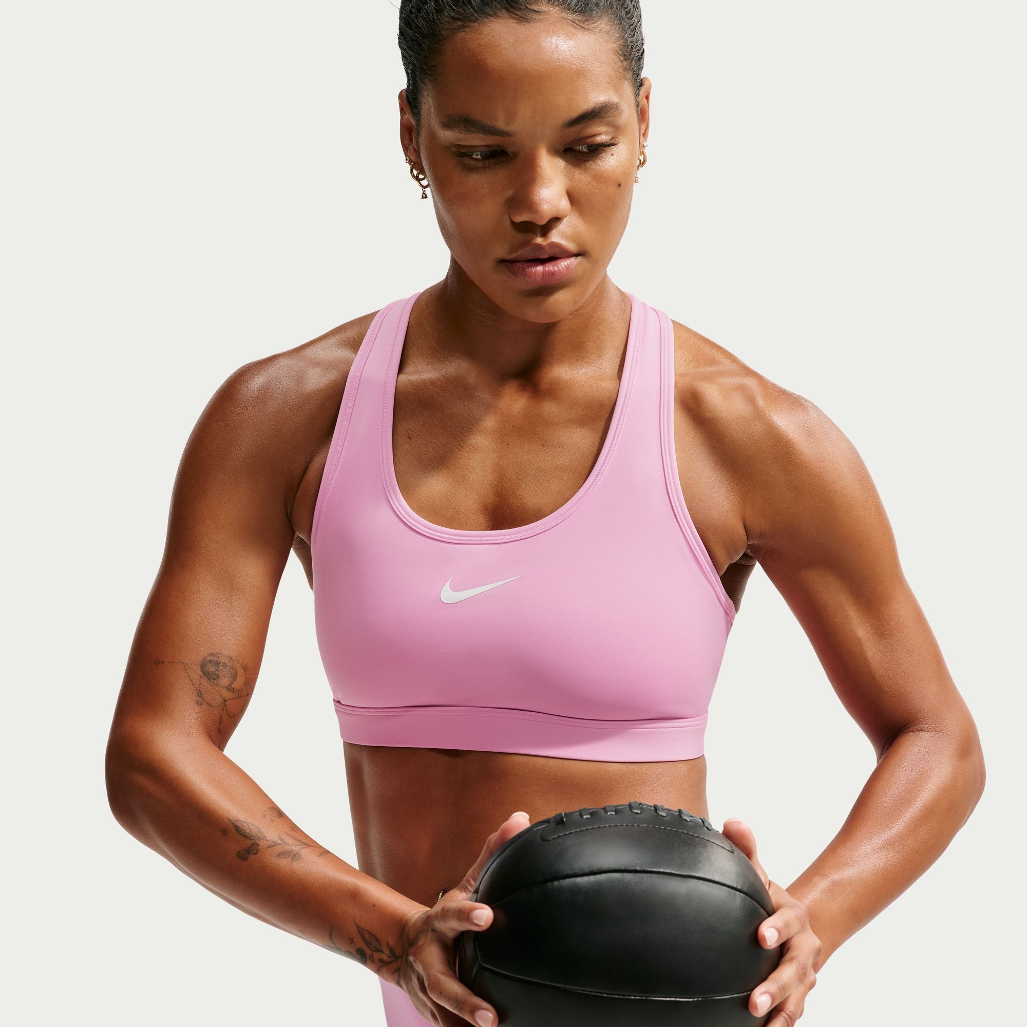 Women's Swoosh Medium-Support Non-Padded Sports Bra