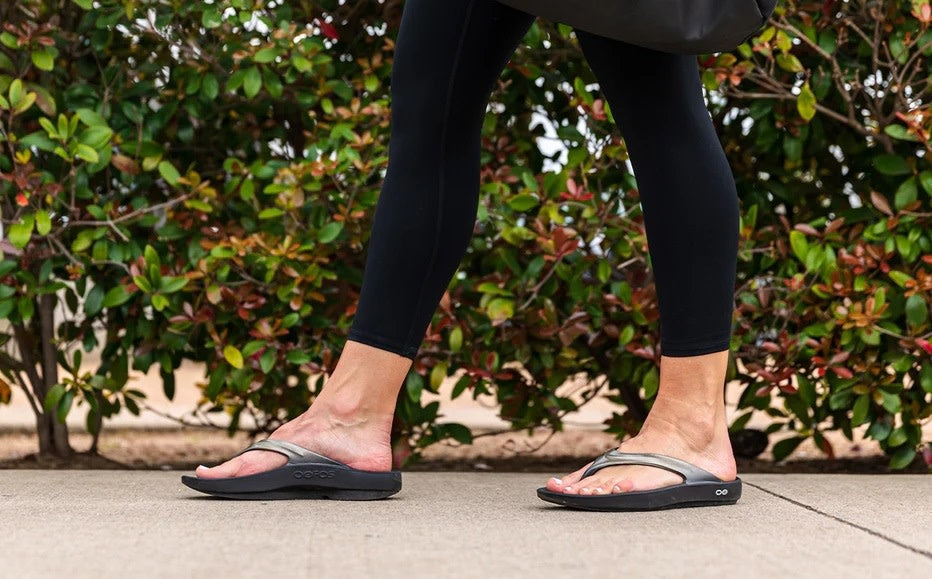 Women's OOlala Thong Luxe Sandal