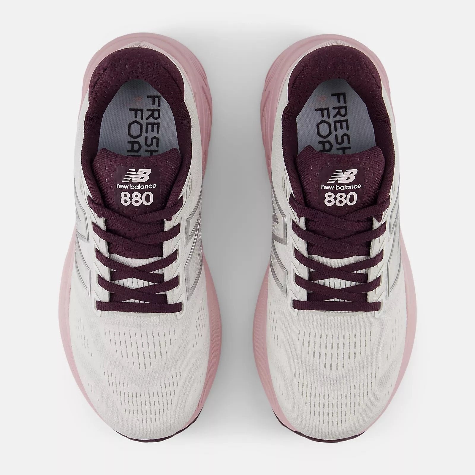 Women's 880v15